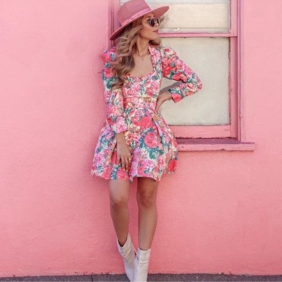 NWT ZARA FLORAL PRINT TOP SIZE M - Picture 3 of 12